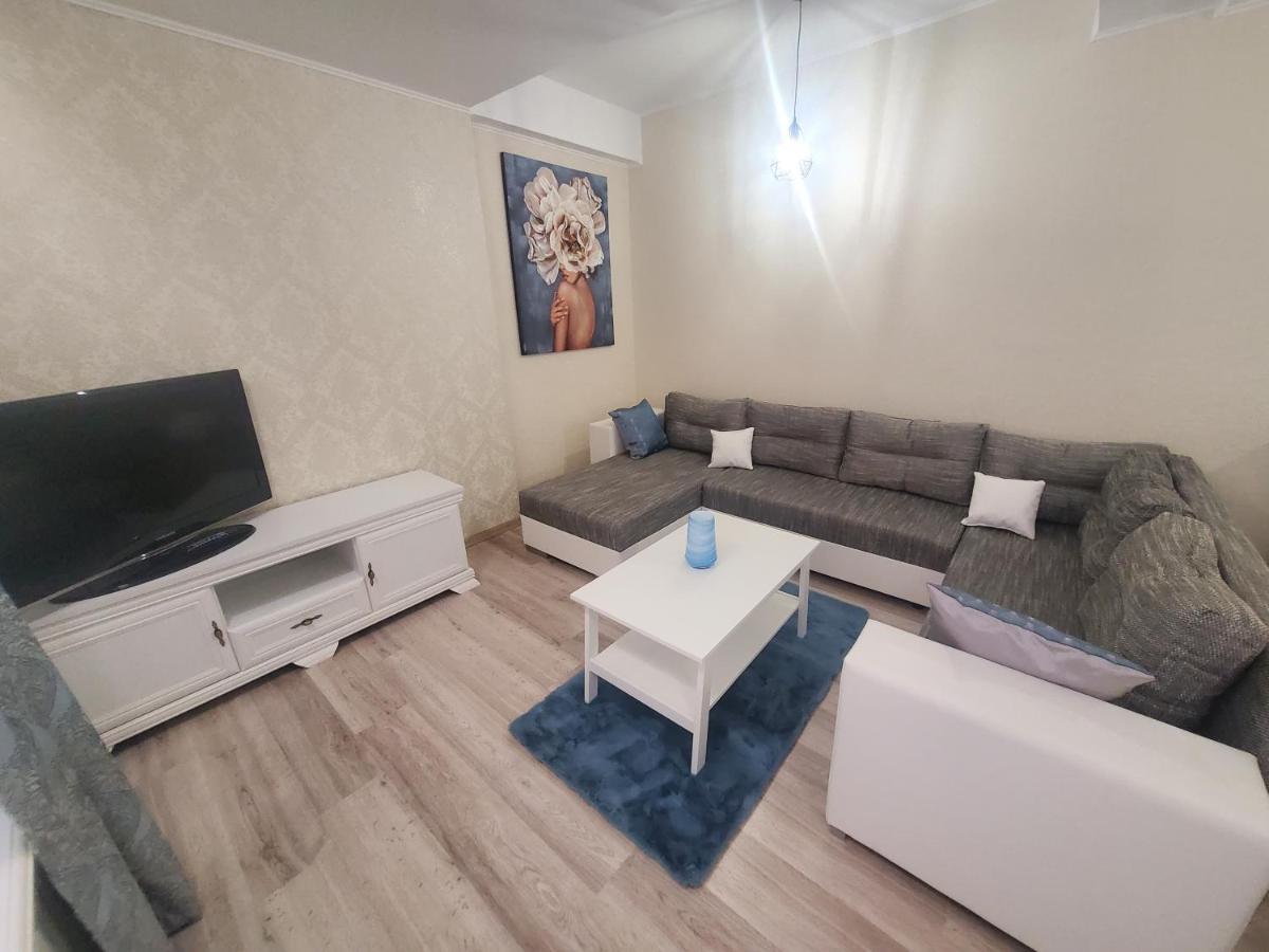 Morii Lake Special Apartment Букурещ Екстериор снимка
