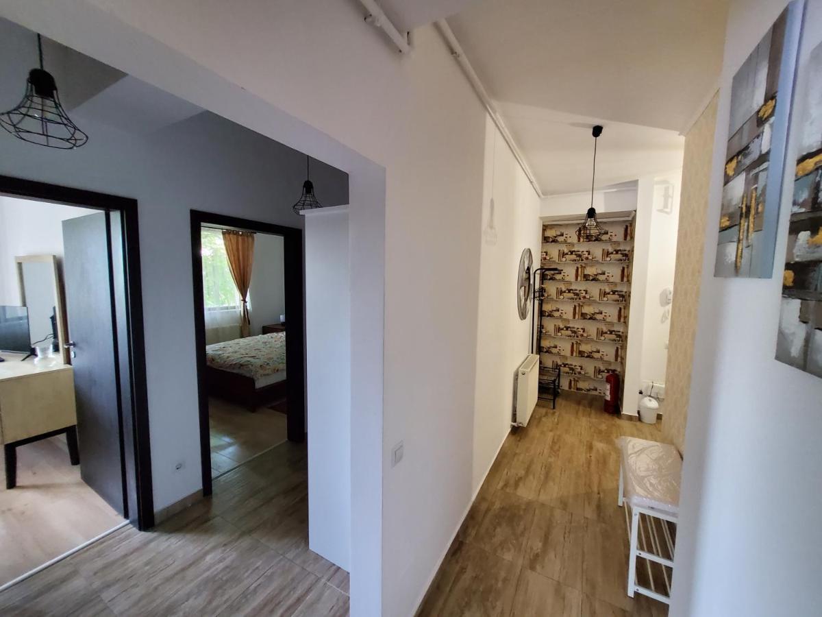 Morii Lake Special Apartment Букурещ Екстериор снимка