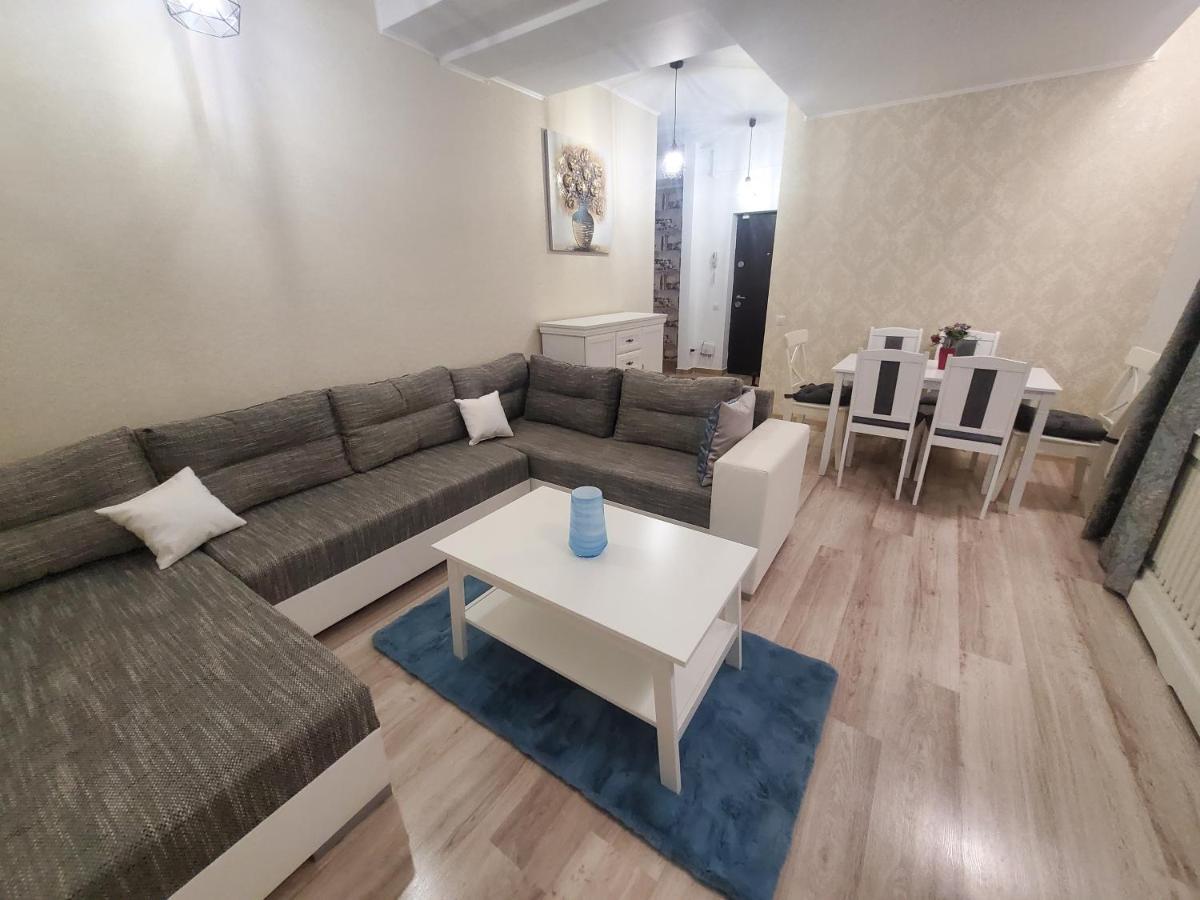 Morii Lake Special Apartment Букурещ Екстериор снимка