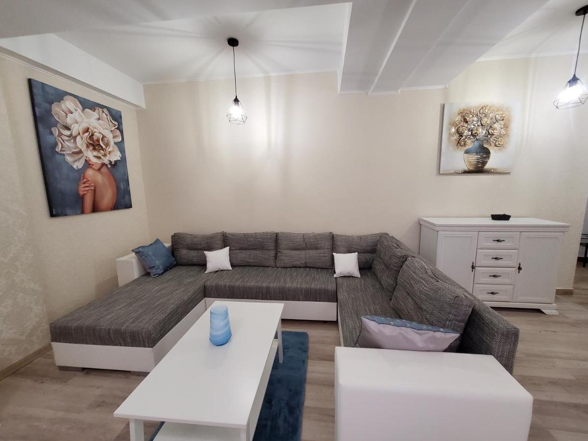 Morii Lake Special Apartment Букурещ Екстериор снимка