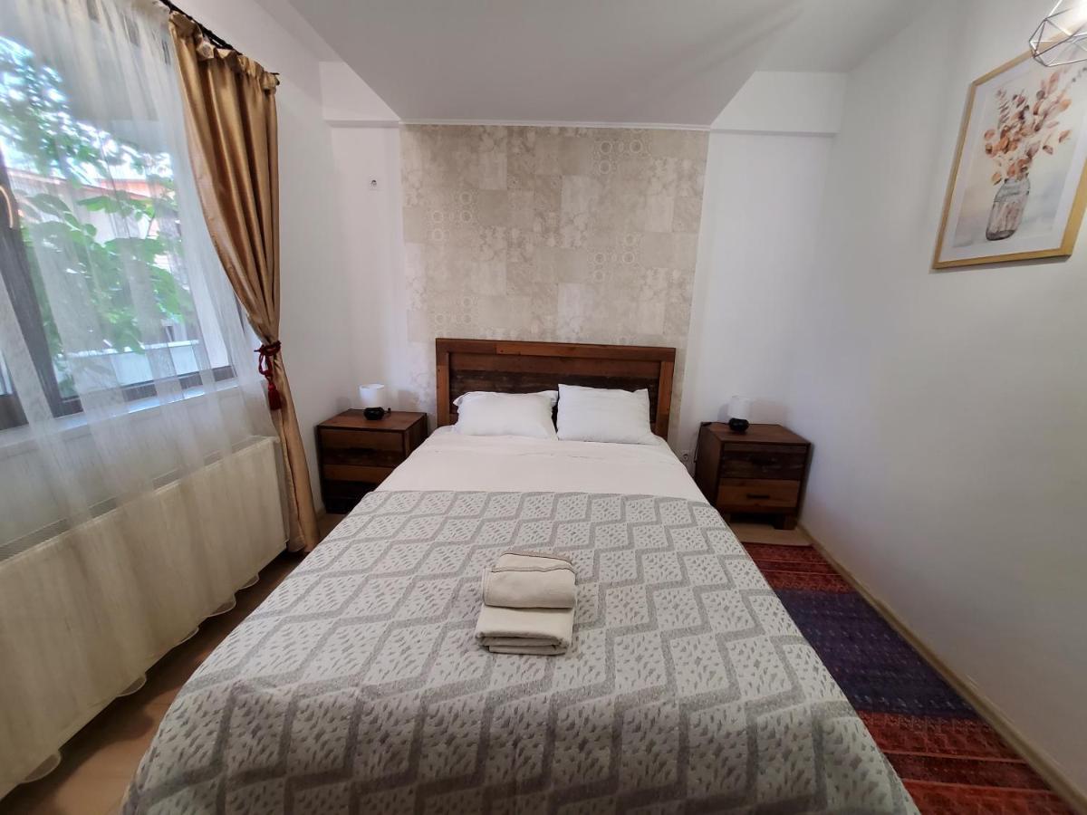Morii Lake Special Apartment Букурещ Екстериор снимка